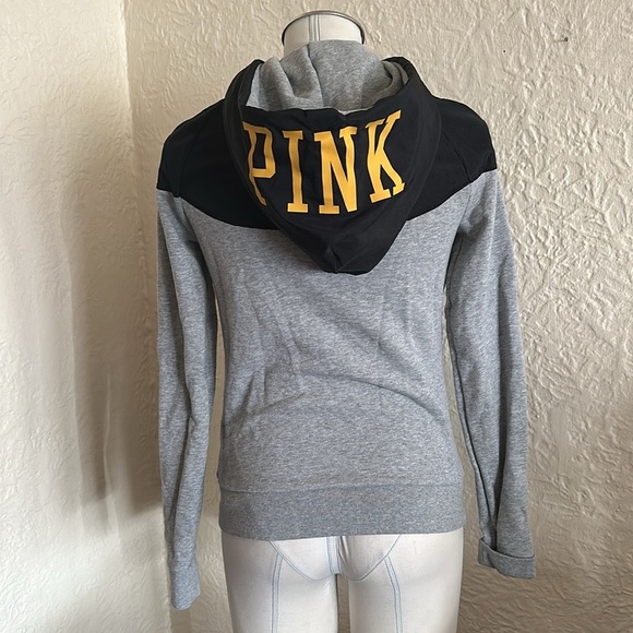 Victoria’s Secret Pink Iowa Hawkeyes Gray Black Hooded Sweatshirt Small - Picture 7 of 9